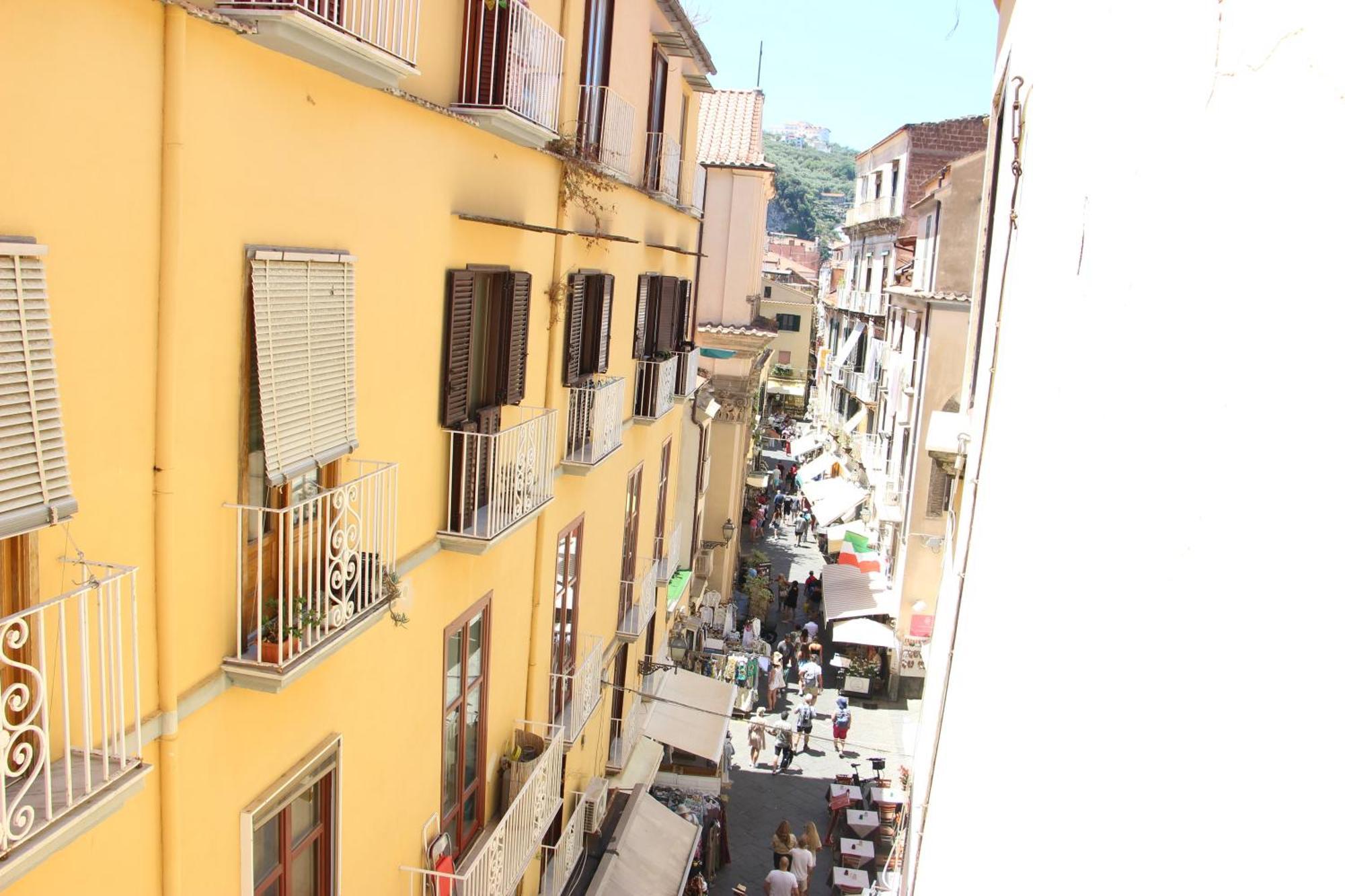 Palazzo Ammone - Sedil Dominova Apartment Sorrento Exterior photo