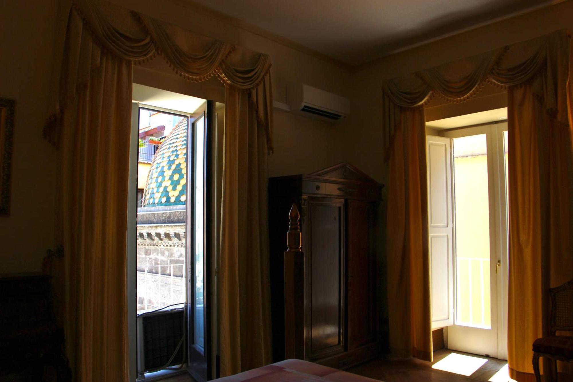 Palazzo Ammone - Sedil Dominova Apartment Sorrento Room photo