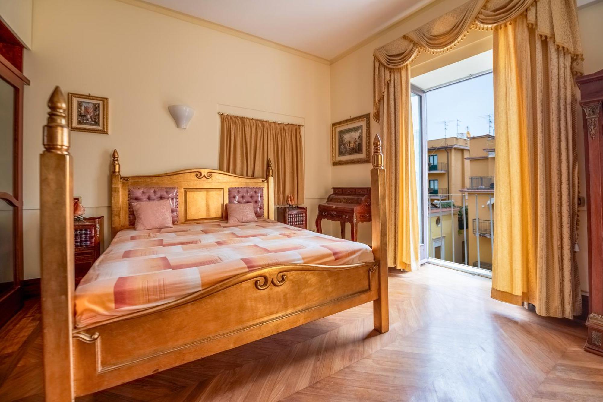 Palazzo Ammone - Sedil Dominova Apartment Sorrento Exterior photo
